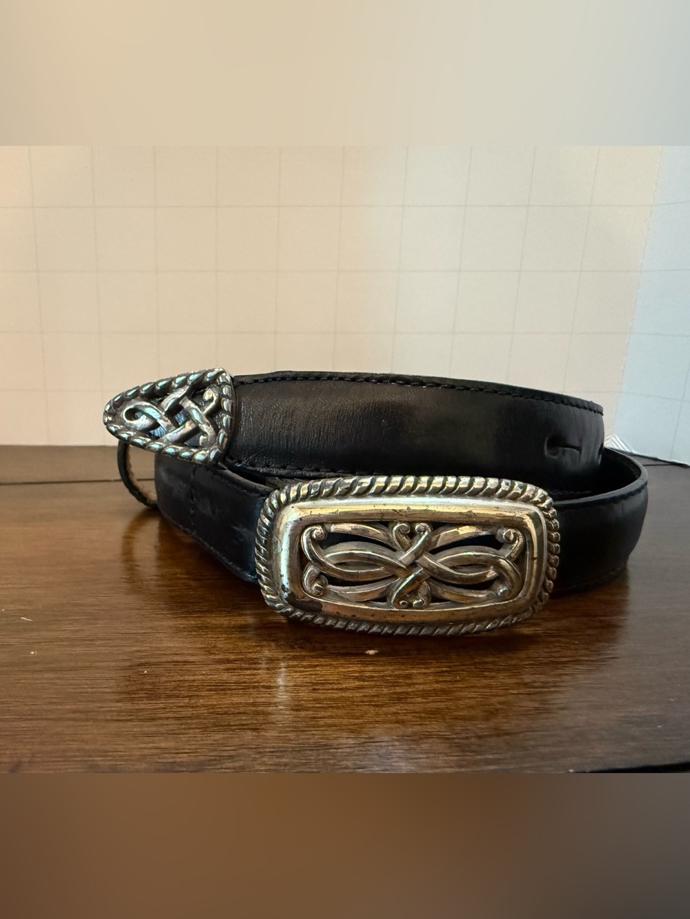 1995 Black Genuine Leather Belt Patina Buckle - Size Small - Brighton